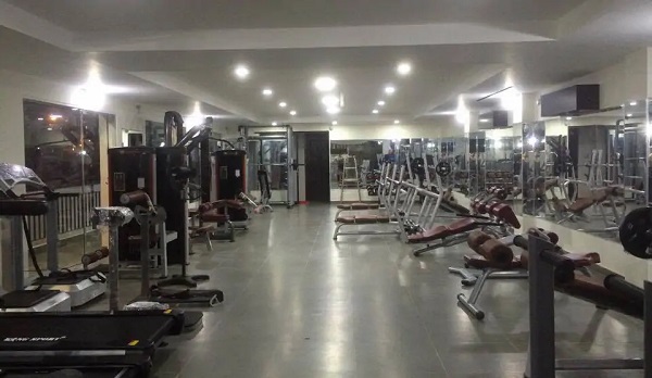 Câu lạc bộ thể hình Power Fit