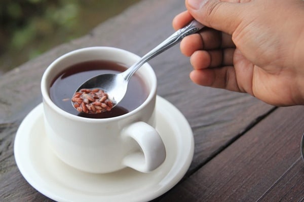 Nước gạo lứt giúp bổ sung magie và canxi cho xương và răng khỏe mạnh