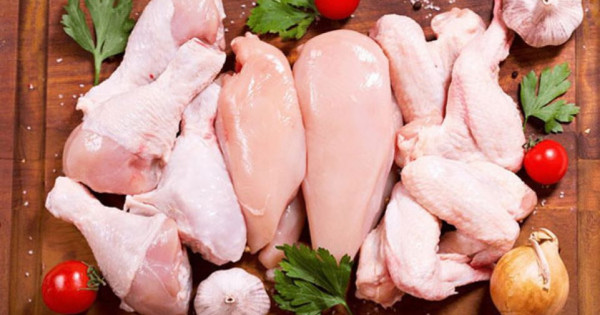 Ức gà hỗ trợ giảm cân, tăng cơ