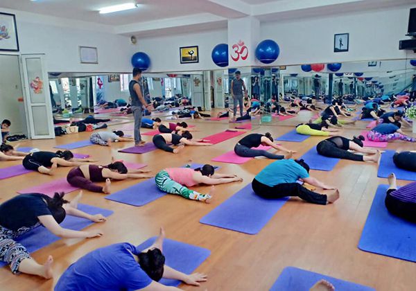 Hatha Yoga 1 có hệ thống phòng tập mát mẻ, rộng rãi cùng những thiết bị tân tiến