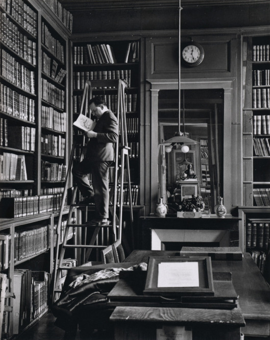 Kertresz_Academie_Francais